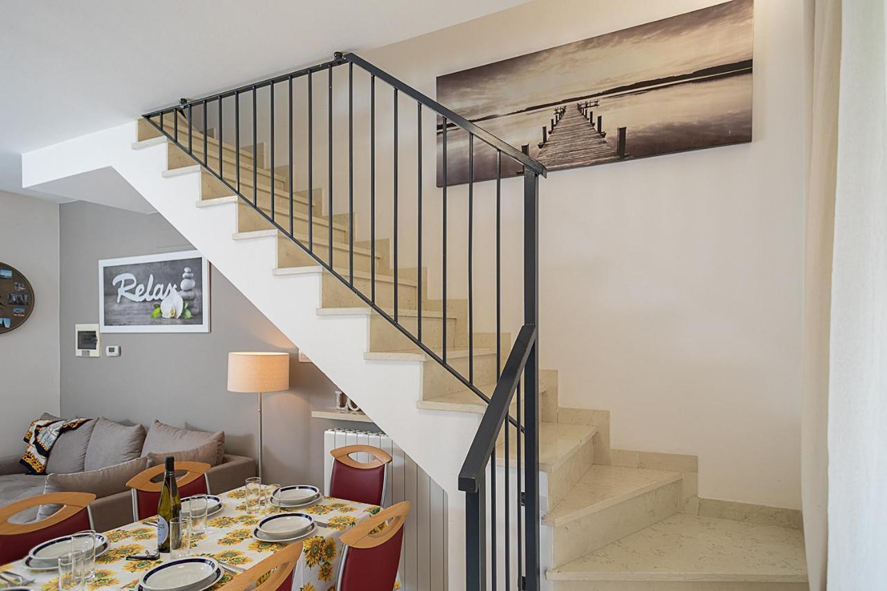 Apartment L'Archetto And Villetta Gruber - Regarda Travel 라찌제 외부 사진